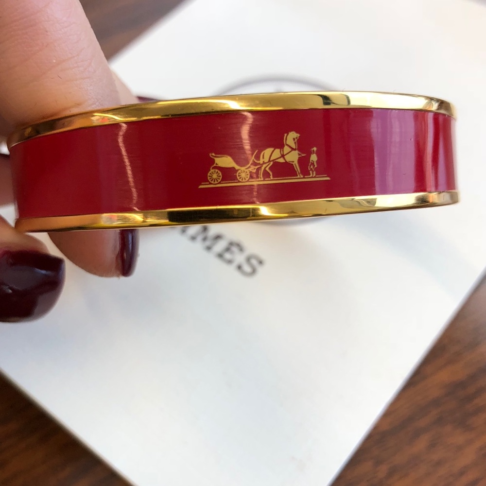Red Hermes Horse Carriage Enamel medium bangle